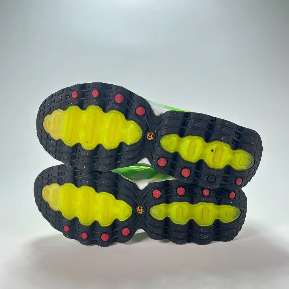 Nike Air Max DN8 Volt Green Strike Summit White Black HF5509-700 Womens Size 8.5